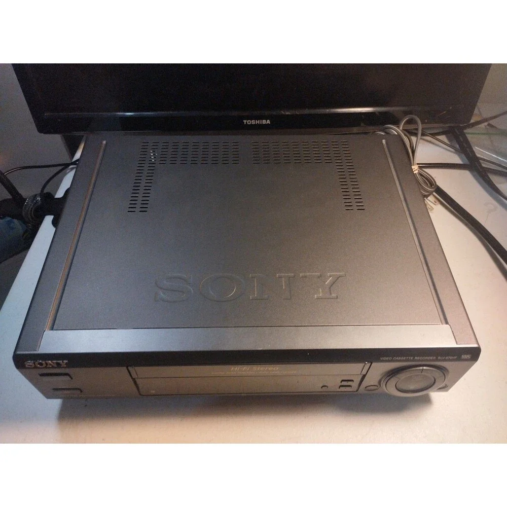 Sony SLV-676HF Hi-Fi Stereo VCR VHS - For Parts Or Repair